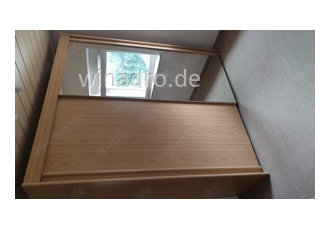 Schwebetürenschrank großem  