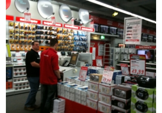 Handy Reparatur im MediaMarkt Düsseldorf Metrostraße