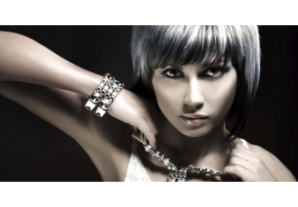 Friseur in Essen – Haartheater Kossack Angelika