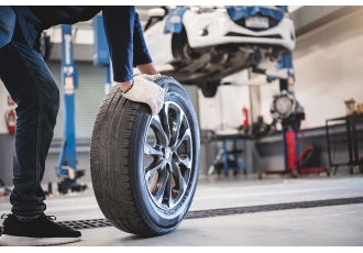 First Stop Reifen Auto Service GmbH First Stop Reifen Auto Service GmbH