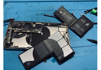 iconic Phone & Kiosk: Handy- & Smartphone-Reparatur in Ludwigsburg