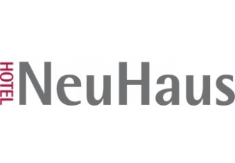 Team des Hotel Neuhaus! Christine Stoltmann Team des Hotel Neuhaus! Christine Stoltmann