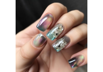 Lucky Nails
