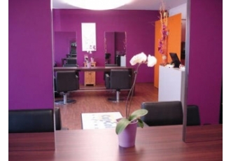 Friseur in Nürnberg – Cut & Color Petra Resch Friseur in Nürnberg – Cut & Color Petra Resch