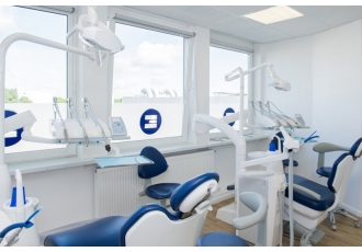 Dr med dent Ziyad Eke Zahnarzt für Kieferorthopädie
