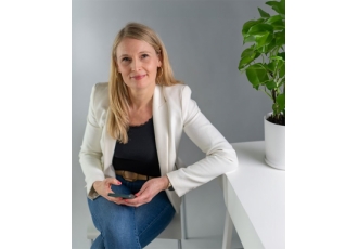 Hauptstadt Apotheke Jana Schreiber e Kfr