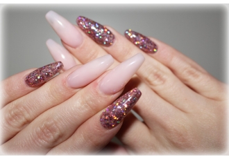 Nageldesi Sylvia Nageldesi Sylvia