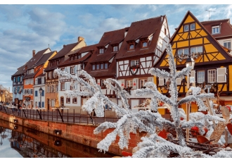 U & R Urlaub & Reisen GmbH & Co Touristik KG