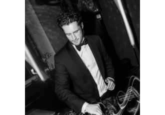 Hochzeits-DJ & Diskjockey in Dortmund – Baroud Fabian Hochzeits-DJ & Diskjockey in Dortmund – Baroud Fabian
