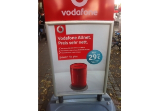 HandyWorld Fachhandel f Telekommunikation u Mobilfunk