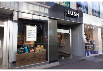 Lush Cosmetics in Düsseldorf – Lush Lush Cosmetics in Düsseldorf – Lush
