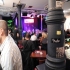 Manche Besucher Auftritt Manche Besucher Auftritt