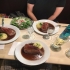 Aber die  Bratwurst